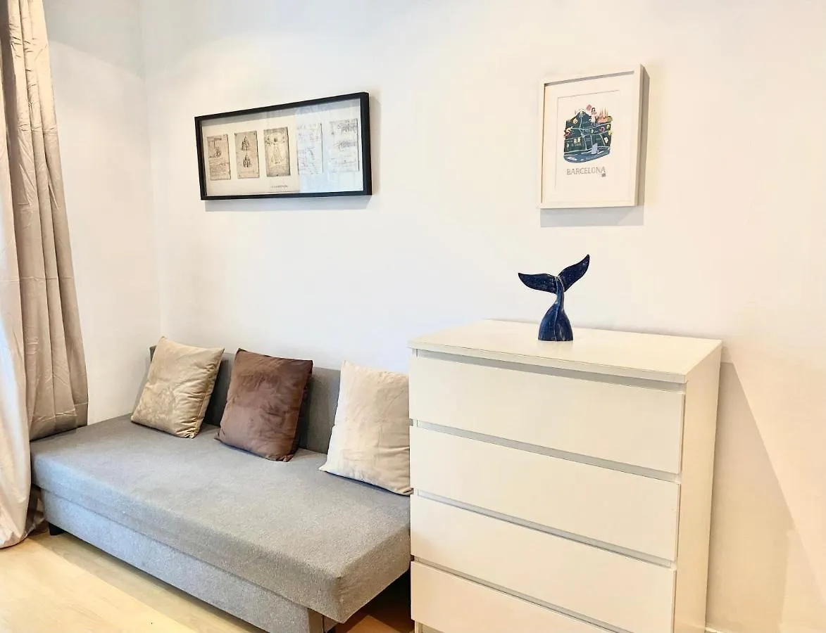 Nice Apartment Near Barcelona Center
